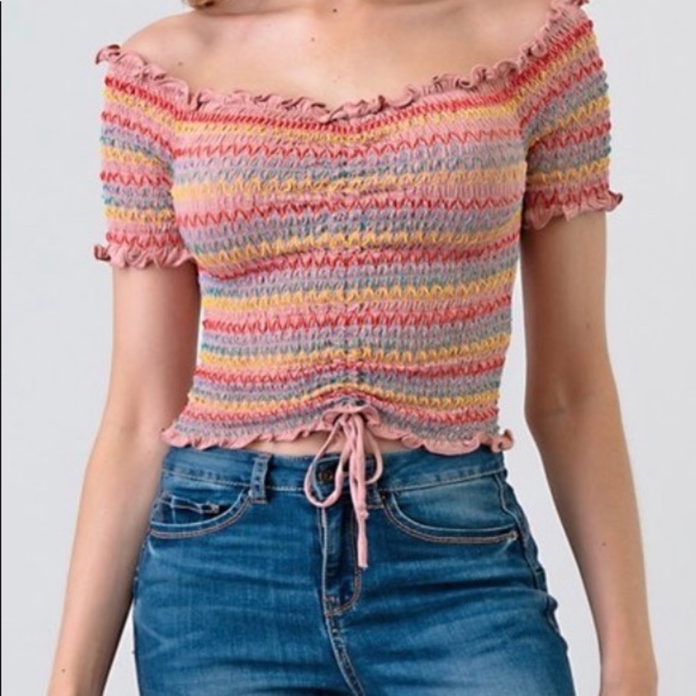 Cropped top pink or white off the shoulder style